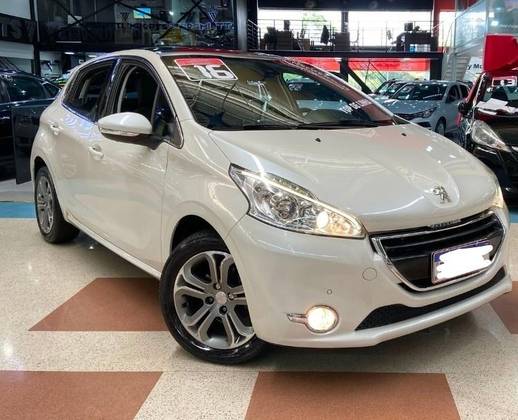 PEUGEOT 208 1.6 GRIFFE 16V FLEX 4P AUTOMÁTICO PEUGEOT 208 1.6 GRIFFE 16V FLEX 4P AUTOMÁTICO